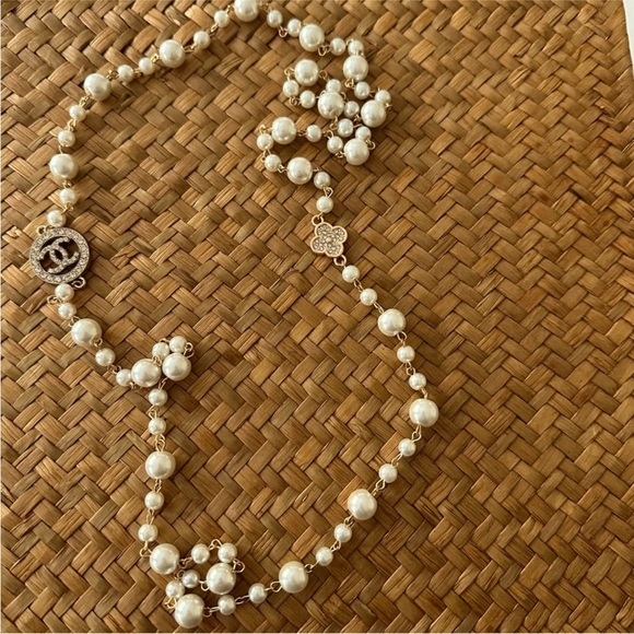 Gold Tone With Crystals One Inch Zipper Pull Charm Stamped Chanel On Back - Picture 4 of 6